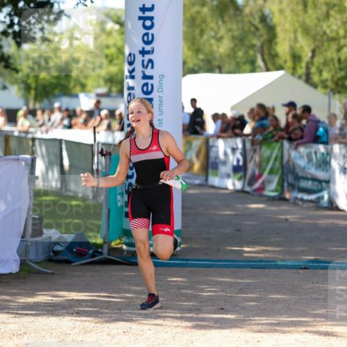 01.09.2024 - 17. Tribühne Triathlon Michael Strokosch http://msf.ph/oto/6902126 01.09.2024 11:00:48 Ziel 181, 1066 meine-sportfotos.de