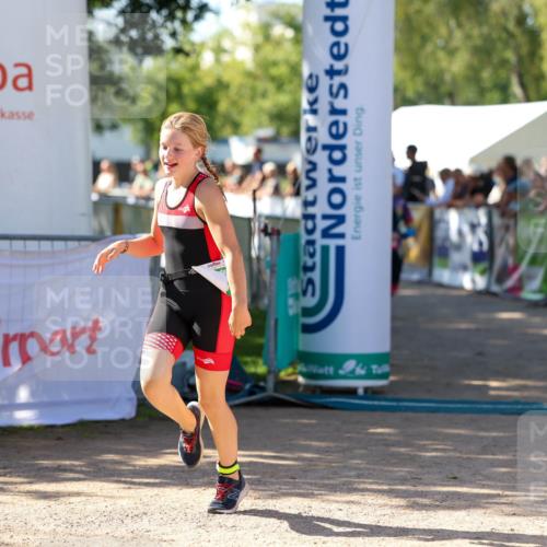 01.09.2024 - 17. Tribühne Triathlon Michael Strokosch http://msf.ph/oto/6902132 01.09.2024 11:00:48 Ziel 181, 1066 meine-sportfotos.de