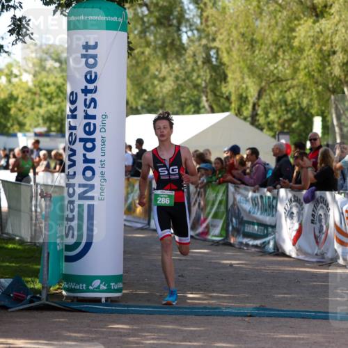 01.09.2024 - 17. Tribühne Triathlon Michael Strokosch http://msf.ph/oto/6902174 01.09.2024 11:01:09 Ziel 286, 297 meine-sportfotos.de