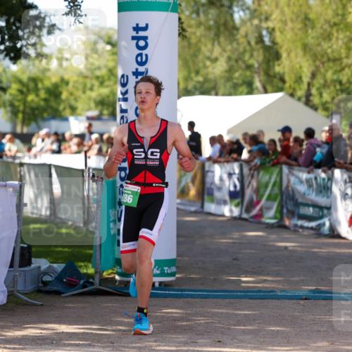 01.09.2024 - 17. Tribühne Triathlon Michael Strokosch http://msf.ph/oto/6902195 01.09.2024 11:01:11 Ziel 232, 286, 297 meine-sportfotos.de