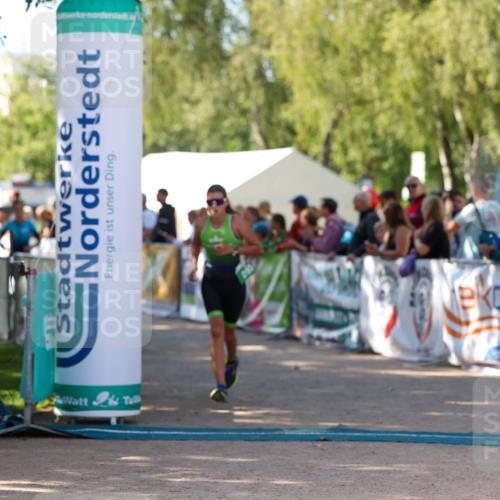 01.09.2024 - 17. Tribühne Triathlon Michael Strokosch http://msf.ph/oto/6902207 01.09.2024 11:01:13 Ziel 232, 286, 297 meine-sportfotos.de