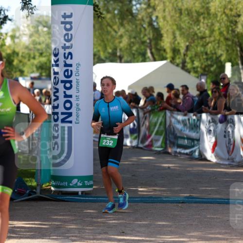 01.09.2024 - 17. Tribühne Triathlon Michael Strokosch http://msf.ph/oto/6902302 01.09.2024 11:01:18 Ziel 232, 277, 297 meine-sportfotos.de