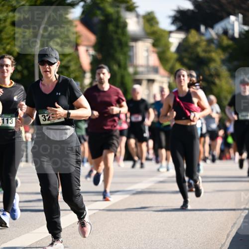 01.09.2024 - BARMER Alsterlauf Dr. Thomas Lammeyer http://msf.ph/oto/6902423 01.09.2024 09:39:23 Laufen 113, 32 meine-sportfotos.de