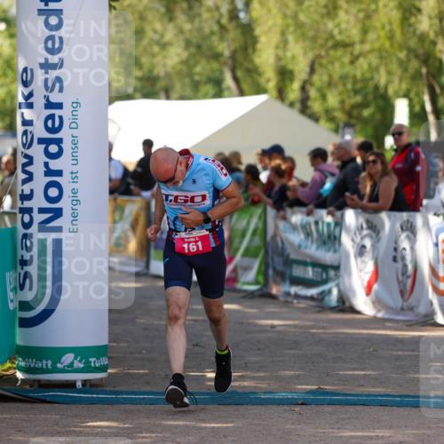 01.09.2024 - 17. Tribühne Triathlon Michael Strokosch http://msf.ph/oto/6902518 01.09.2024 11:01:38 Ziel 161, 200, 292 meine-sportfotos.de