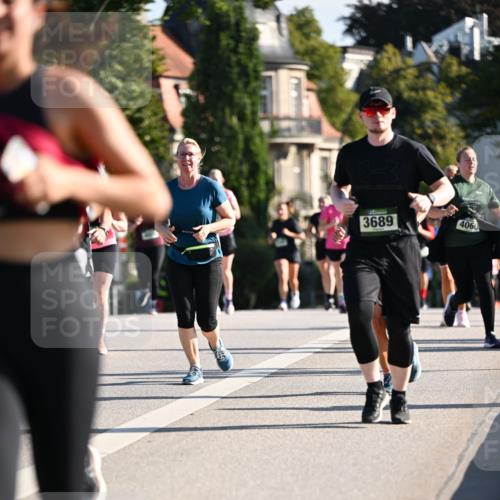 01.09.2024 - BARMER Alsterlauf Dr. Thomas Lammeyer http://msf.ph/oto/6902525 01.09.2024 09:39:27 Laufen 3689, 4060 meine-sportfotos.de