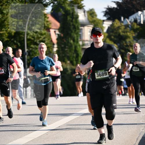 01.09.2024 - BARMER Alsterlauf Dr. Thomas Lammeyer http://msf.ph/oto/6902551 01.09.2024 09:39:28 Laufen 05, 3689, 4060 meine-sportfotos.de