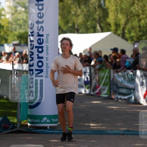 01.09.2024 - 17. Tribühne Triathlon Michael Strokosch http://msf.ph/oto/6902602 01.09.2024 11:01:42 Ziel 161, 200, 292 meine-sportfotos.de