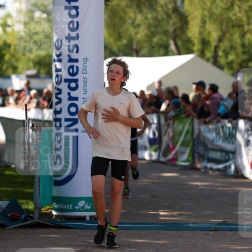 01.09.2024 - 17. Tribühne Triathlon Michael Strokosch http://msf.ph/oto/6902613 01.09.2024 11:01:42 Ziel 161, 200, 292 meine-sportfotos.de