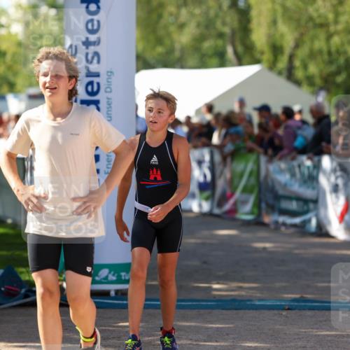 01.09.2024 - 17. Tribühne Triathlon Michael Strokosch http://msf.ph/oto/6902671 01.09.2024 11:01:45 Ziel 200, 292 meine-sportfotos.de