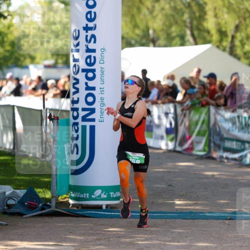 01.09.2024 - 17. Tribühne Triathlon Michael Strokosch http://msf.ph/oto/6902733 01.09.2024 11:01:54 Ziel 259 meine-sportfotos.de