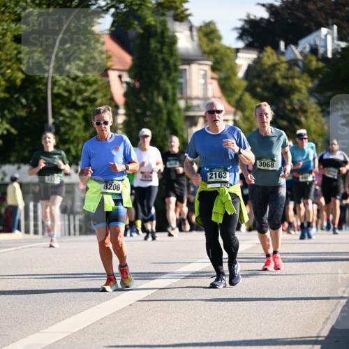 01.09.2024 - BARMER Alsterlauf Dr. Thomas Lammeyer http://msf.ph/oto/6902826 01.09.2024 09:39:37 Laufen 8206, 2163, 2163, 3068 meine-sportfotos.de