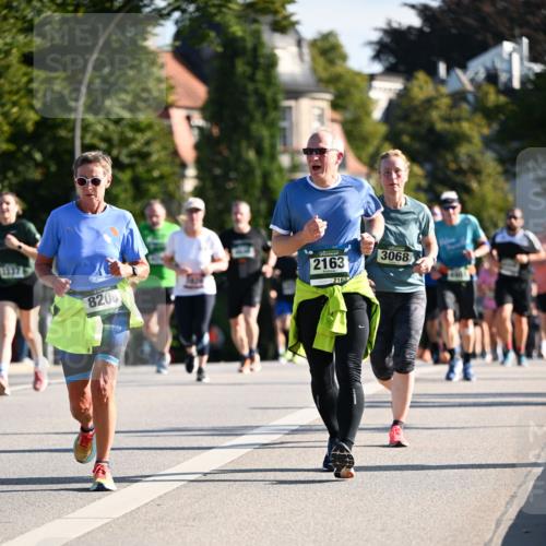 01.09.2024 - BARMER Alsterlauf Dr. Thomas Lammeyer http://msf.ph/oto/6902858 01.09.2024 09:39:38 Laufen 8200, 2163, 2169, 3068 meine-sportfotos.de