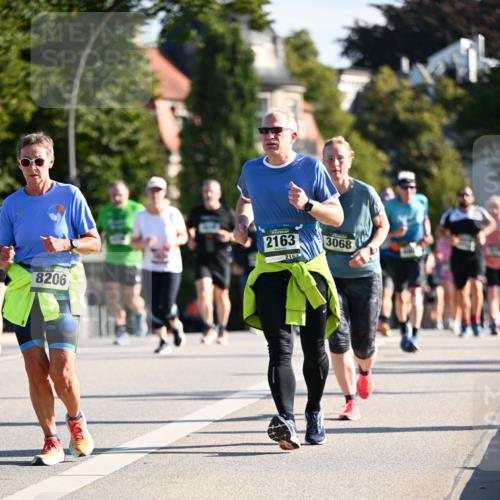 01.09.2024 - BARMER Alsterlauf Dr. Thomas Lammeyer http://msf.ph/oto/6902880 01.09.2024 09:39:39 Laufen 8206, 2163, 216, 3068 meine-sportfotos.de