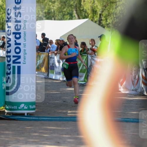01.09.2024 - 17. Tribühne Triathlon Michael Strokosch http://msf.ph/oto/6903155 01.09.2024 11:03:13 Ziel 265 meine-sportfotos.de
