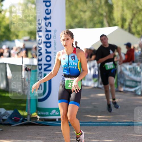 01.09.2024 - 17. Tribühne Triathlon Michael Strokosch http://msf.ph/oto/6903579 01.09.2024 11:03:50 Ziel 213, 245, 275 meine-sportfotos.de