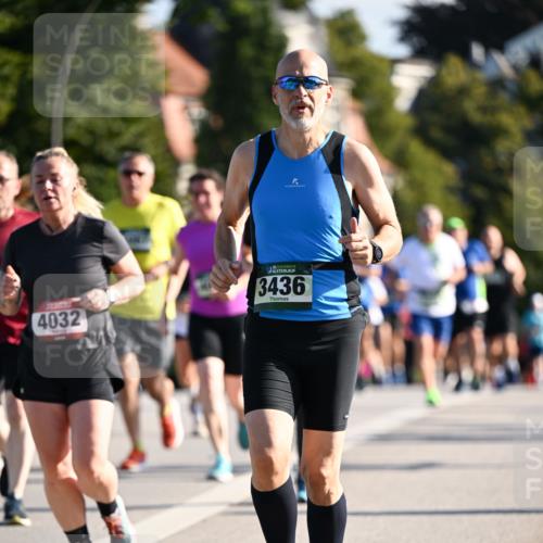 01.09.2024 - BARMER Alsterlauf Dr. Thomas Lammeyer http://msf.ph/oto/6903601 01.09.2024 09:39:59 Laufen 4032, 3436 meine-sportfotos.de