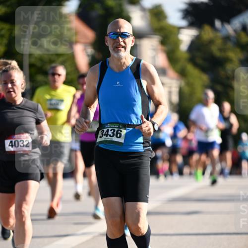01.09.2024 - BARMER Alsterlauf Dr. Thomas Lammeyer http://msf.ph/oto/6903615 01.09.2024 09:40:00 Laufen 4032, 35, 3436 meine-sportfotos.de