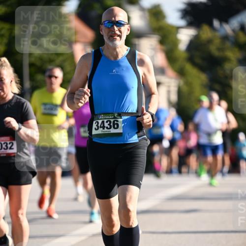 01.09.2024 - BARMER Alsterlauf Dr. Thomas Lammeyer http://msf.ph/oto/6903622 01.09.2024 09:40:00 Laufen 032, 135, 3436 meine-sportfotos.de