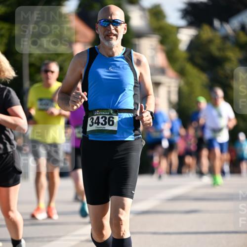 01.09.2024 - BARMER Alsterlauf Dr. Thomas Lammeyer http://msf.ph/oto/6903627 01.09.2024 09:40:00 Laufen 35, 3436 meine-sportfotos.de