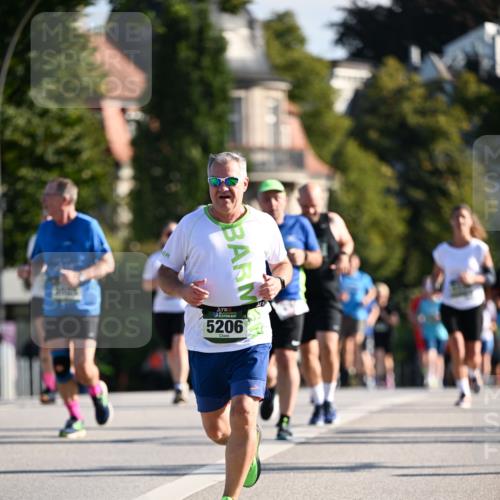 01.09.2024 - BARMER Alsterlauf Dr. Thomas Lammeyer http://msf.ph/oto/6903760 01.09.2024 09:40:04 Laufen 5206 meine-sportfotos.de