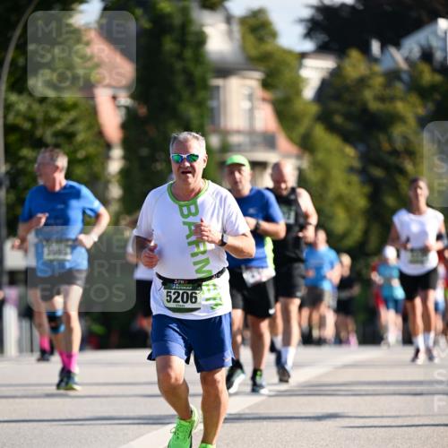 01.09.2024 - BARMER Alsterlauf Dr. Thomas Lammeyer http://msf.ph/oto/6903775 01.09.2024 09:40:04 Laufen 5206 meine-sportfotos.de
