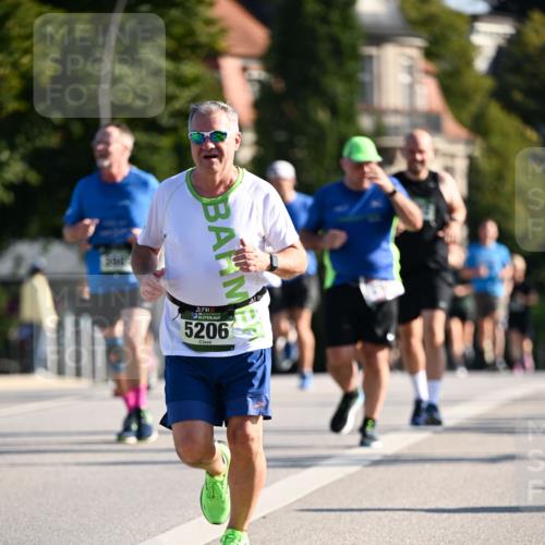 01.09.2024 - BARMER Alsterlauf Dr. Thomas Lammeyer http://msf.ph/oto/6903809 01.09.2024 09:40:05 Laufen 5206 meine-sportfotos.de