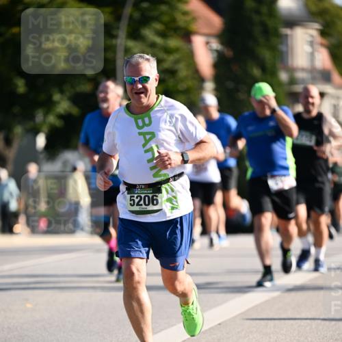 01.09.2024 - BARMER Alsterlauf Dr. Thomas Lammeyer http://msf.ph/oto/6903827 01.09.2024 09:40:05 Laufen 5206 meine-sportfotos.de