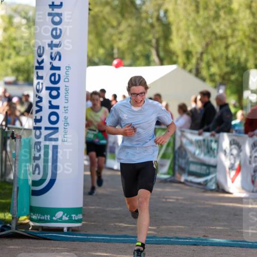 01.09.2024 - 17. Tribühne Triathlon Michael Strokosch http://msf.ph/oto/6903881 01.09.2024 11:04:38 Ziel 188, 291, 305, 1072 meine-sportfotos.de