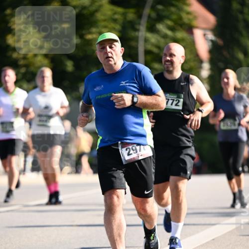 01.09.2024 - BARMER Alsterlauf Dr. Thomas Lammeyer http://msf.ph/oto/6903945 01.09.2024 09:40:08 Laufen 2016, 297, 772 meine-sportfotos.de