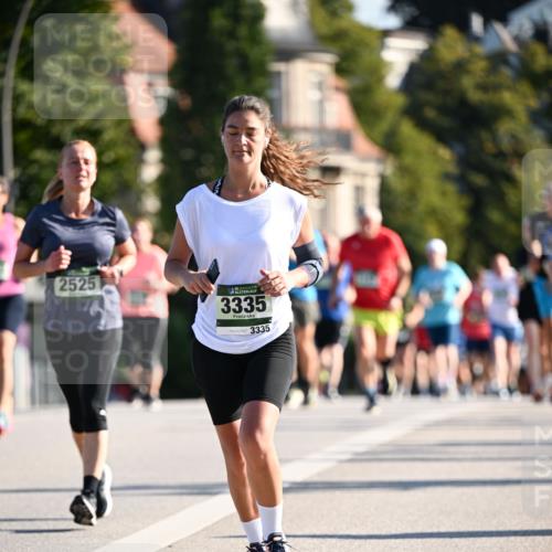 01.09.2024 - BARMER Alsterlauf Dr. Thomas Lammeyer http://msf.ph/oto/6903973 01.09.2024 09:40:09 Laufen 2525, 3335, 3335 meine-sportfotos.de