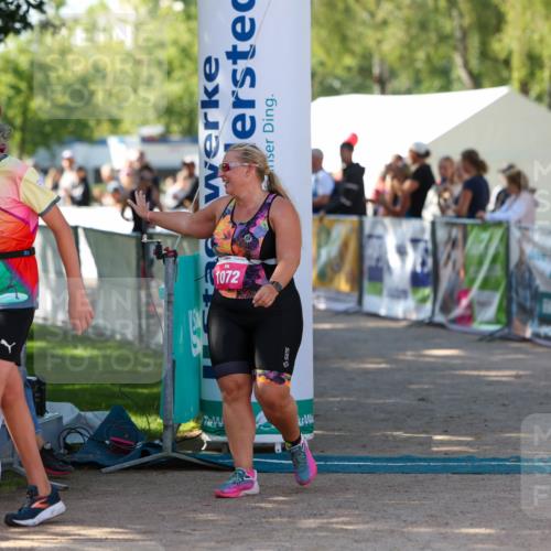01.09.2024 - 17. Tribühne Triathlon Michael Strokosch http://msf.ph/oto/6904009 01.09.2024 11:04:43 Ziel 188, 242, 280, 291, 1072 meine-sportfotos.de