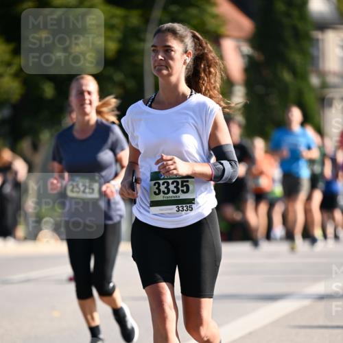 01.09.2024 - BARMER Alsterlauf Dr. Thomas Lammeyer http://msf.ph/oto/6904030 01.09.2024 09:40:10 Laufen 2525, 3335, 3335 meine-sportfotos.de