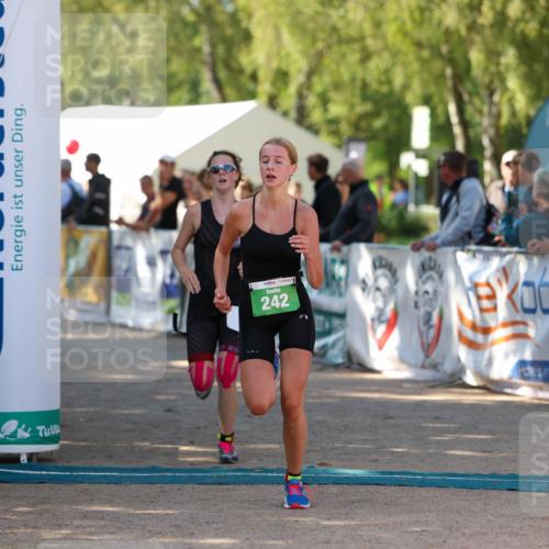 01.09.2024 - 17. Tribühne Triathlon Michael Strokosch http://msf.ph/oto/6904035 01.09.2024 11:04:47 Ziel 242, 280, 1072 meine-sportfotos.de