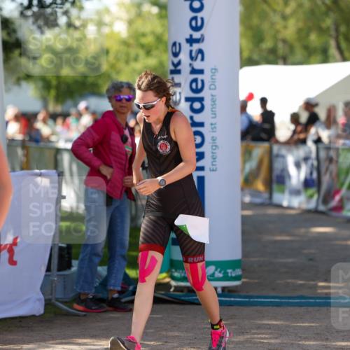 01.09.2024 - 17. Tribühne Triathlon Michael Strokosch http://msf.ph/oto/6904063 01.09.2024 11:04:49 Ziel 211, 212, 242, 280 meine-sportfotos.de