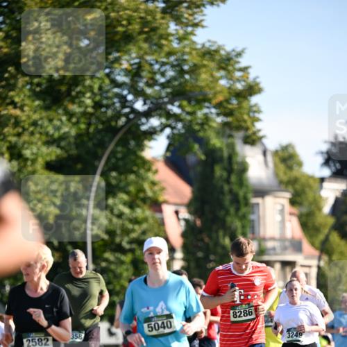 01.09.2024 - BARMER Alsterlauf Dr. Thomas Lammeyer http://msf.ph/oto/6904272 01.09.2024 09:40:21 Laufen 2582, 358, 5040, 8286, 3249 meine-sportfotos.de