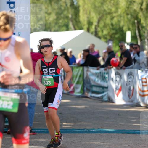 01.09.2024 - 17. Tribühne Triathlon Michael Strokosch http://msf.ph/oto/6904308 01.09.2024 11:05:11 Ziel 221, 282, 303 meine-sportfotos.de