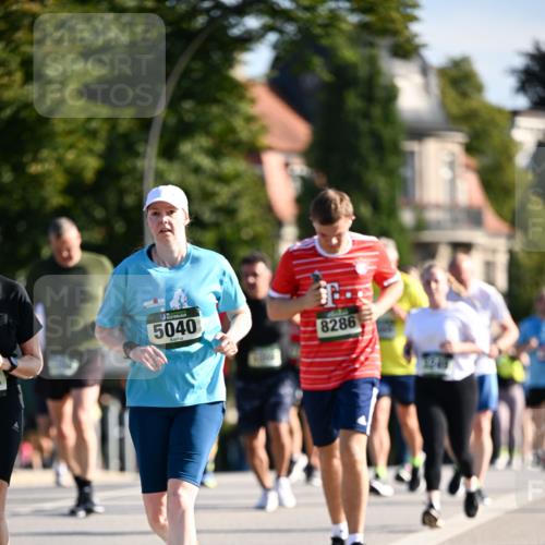 01.09.2024 - BARMER Alsterlauf Dr. Thomas Lammeyer http://msf.ph/oto/6904309 01.09.2024 09:40:21 Laufen 5040, 8286 meine-sportfotos.de