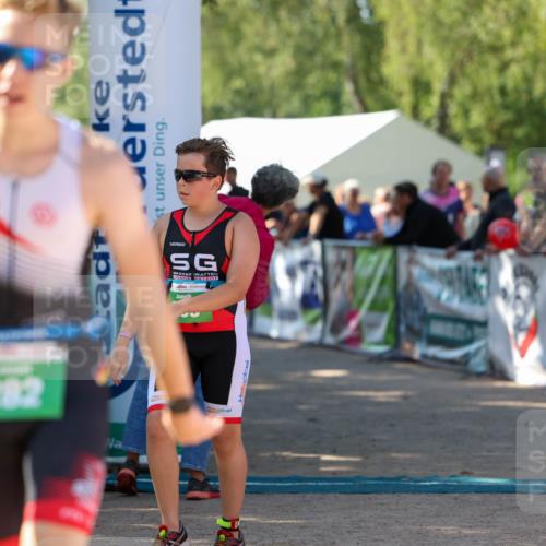 01.09.2024 - 17. Tribühne Triathlon Michael Strokosch http://msf.ph/oto/6904322 01.09.2024 11:05:12 Ziel 282, 303 meine-sportfotos.de
