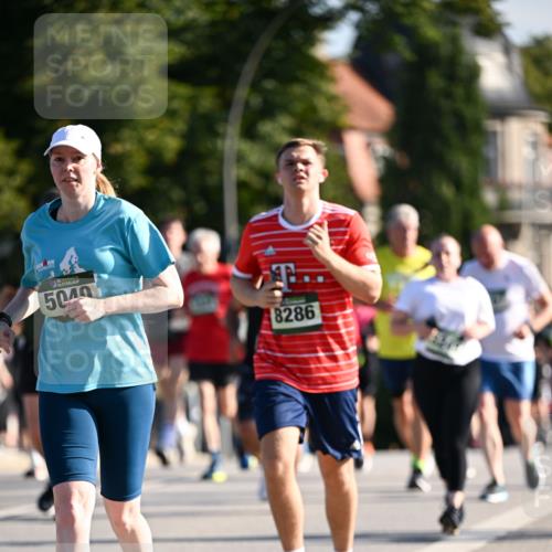 01.09.2024 - BARMER Alsterlauf Dr. Thomas Lammeyer http://msf.ph/oto/6904341 01.09.2024 09:40:22 Laufen 5040, 8286 meine-sportfotos.de
