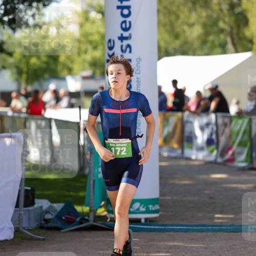01.09.2024 - 17. Tribühne Triathlon Michael Strokosch http://msf.ph/oto/6904369 01.09.2024 11:05:27 Ziel 151, 172 meine-sportfotos.de