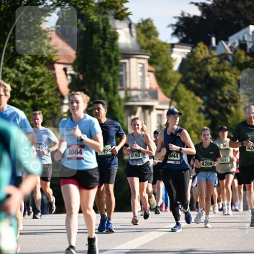 01.09.2024 - BARMER Alsterlauf Dr. Thomas Lammeyer http://msf.ph/oto/6904497 01.09.2024 09:40:29 Laufen 3084, 496, 4195, 3444, 3444, 4268, 5022, 426 meine-sportfotos.de