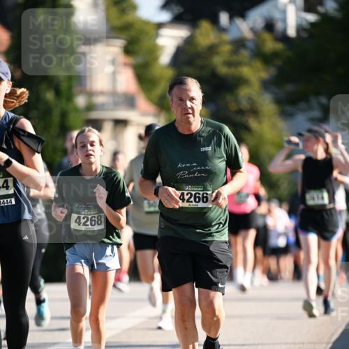 01.09.2024 - BARMER Alsterlauf Dr. Thomas Lammeyer http://msf.ph/oto/6904613 01.09.2024 09:40:34 Laufen 14, 3444, 4268, 35, 4266 meine-sportfotos.de
