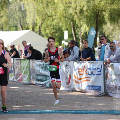 01.09.2024 - 17. Tribühne Triathlon Michael Strokosch http://msf.ph/oto/6904637 01.09.2024 11:05:56 Ziel 160, 174, 300 meine-sportfotos.de