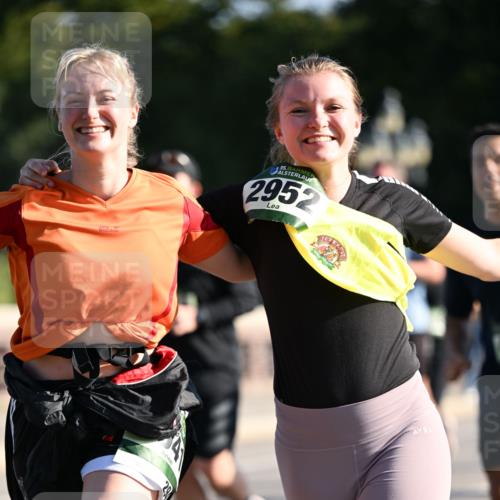 01.09.2024 - BARMER Alsterlauf Dr. Thomas Lammeyer http://msf.ph/oto/6904683 01.09.2024 09:40:36 Laufen 2952 meine-sportfotos.de