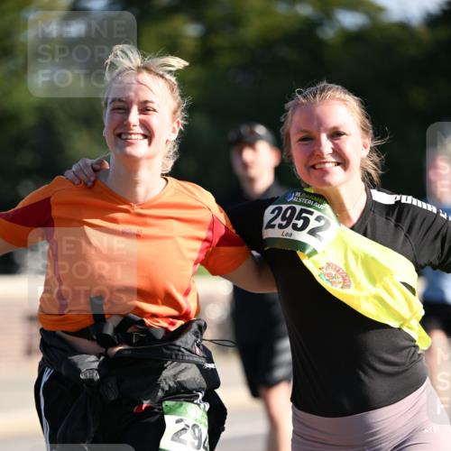 01.09.2024 - BARMER Alsterlauf Dr. Thomas Lammeyer http://msf.ph/oto/6904687 01.09.2024 09:40:36 Laufen 35, 2952, 7127, 29 meine-sportfotos.de