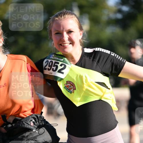 01.09.2024 - BARMER Alsterlauf Dr. Thomas Lammeyer http://msf.ph/oto/6904700 01.09.2024 09:40:36 Laufen 35, 2952, 294 meine-sportfotos.de
