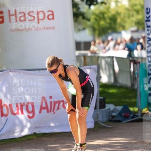 01.09.2024 - 17. Tribühne Triathlon Michael Strokosch http://msf.ph/oto/6904743 01.09.2024 11:06:07 Ziel 289, 298 meine-sportfotos.de