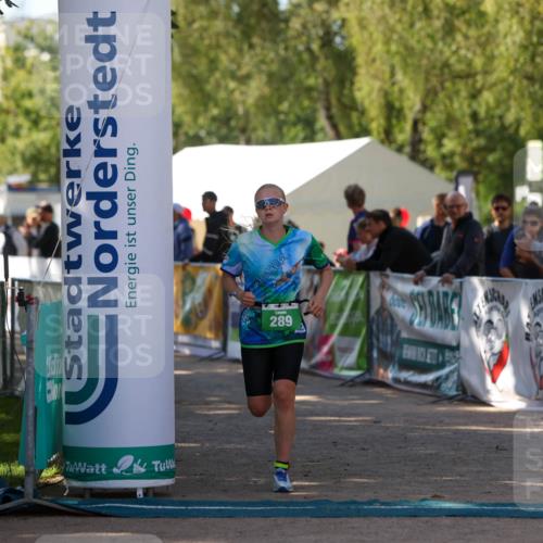 01.09.2024 - 17. Tribühne Triathlon Michael Strokosch http://msf.ph/oto/6904757 01.09.2024 11:06:11 Ziel 269, 289 meine-sportfotos.de