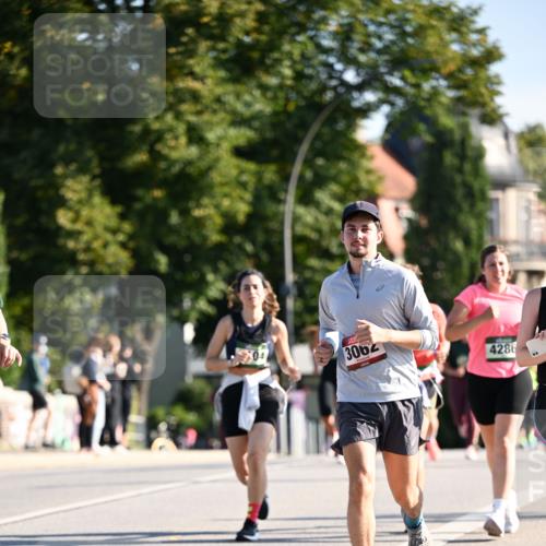 01.09.2024 - BARMER Alsterlauf Dr. Thomas Lammeyer http://msf.ph/oto/6904765 01.09.2024 09:40:40 Laufen 04, 3062, 4286 meine-sportfotos.de