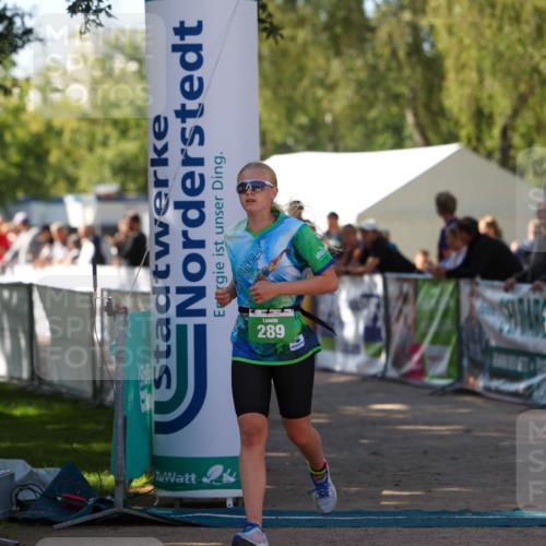 01.09.2024 - 17. Tribühne Triathlon Michael Strokosch http://msf.ph/oto/6904774 01.09.2024 11:06:12 Ziel 269, 289 meine-sportfotos.de
